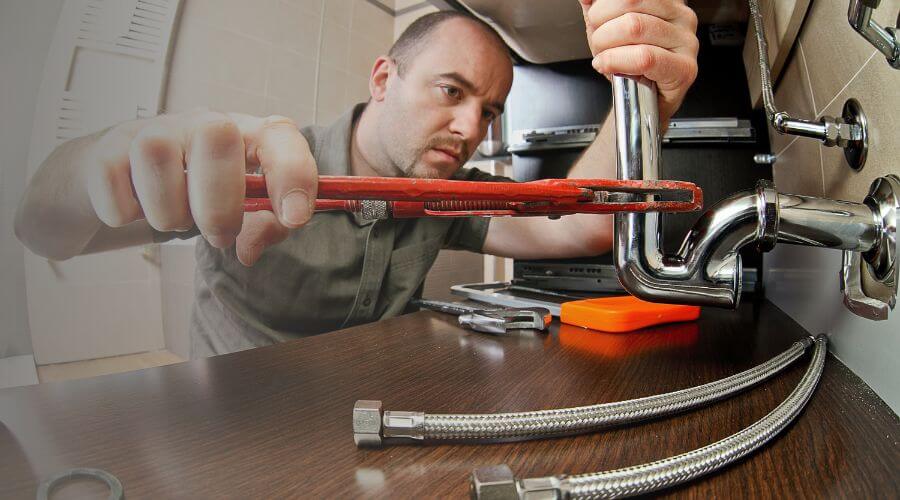 Local tankless water heater installation in Dyersville, IA